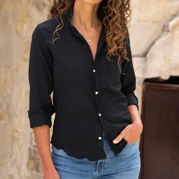 Frank & Eileen Barry Distressed Tailored Button-Up Shirt In Famous Denim - Picture 1 of 8